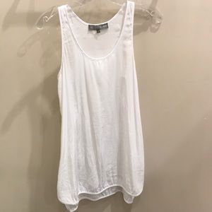 Satin slit side tank